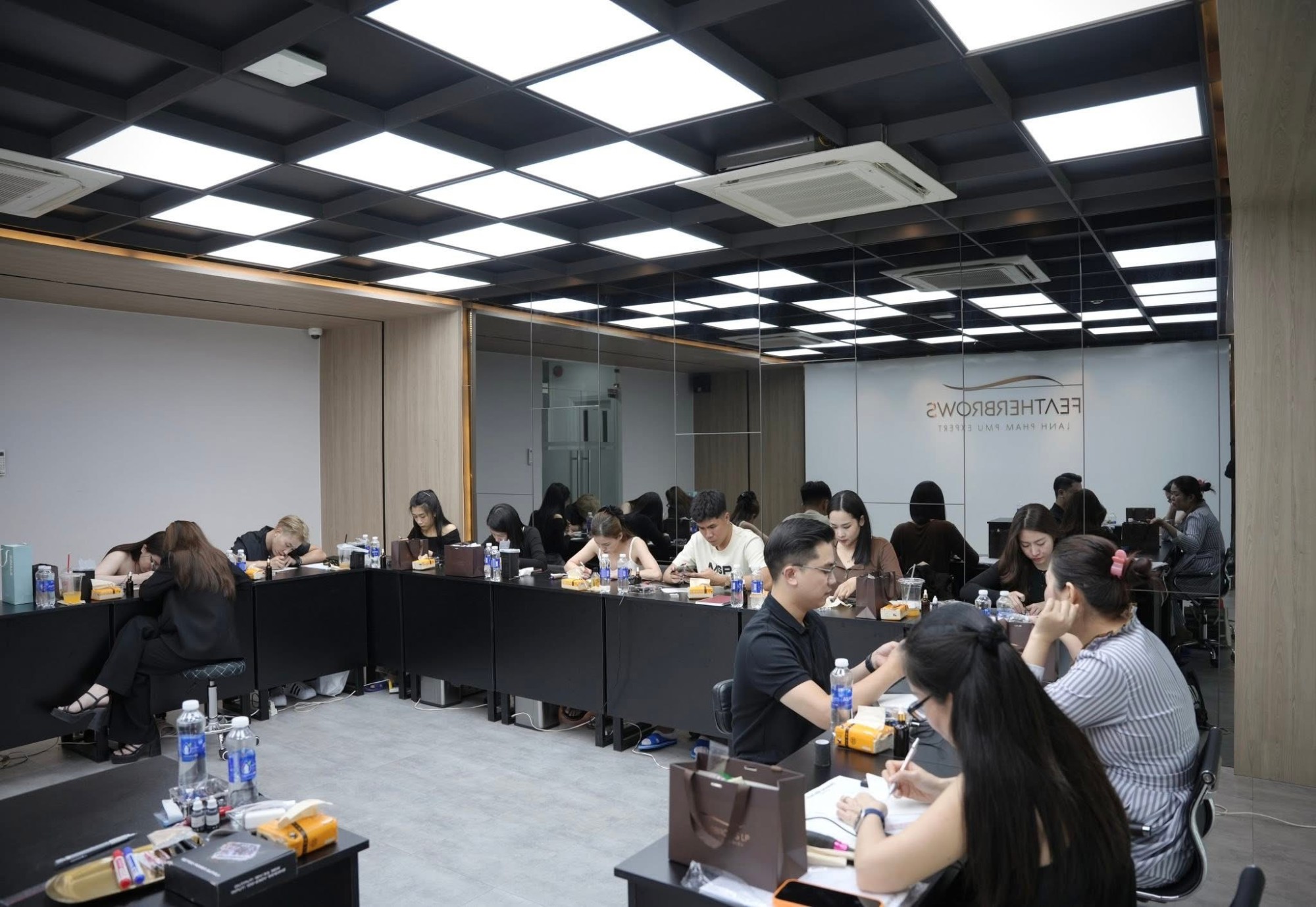 KHÓA HỌC PHUN xăm chuyên nghiệp